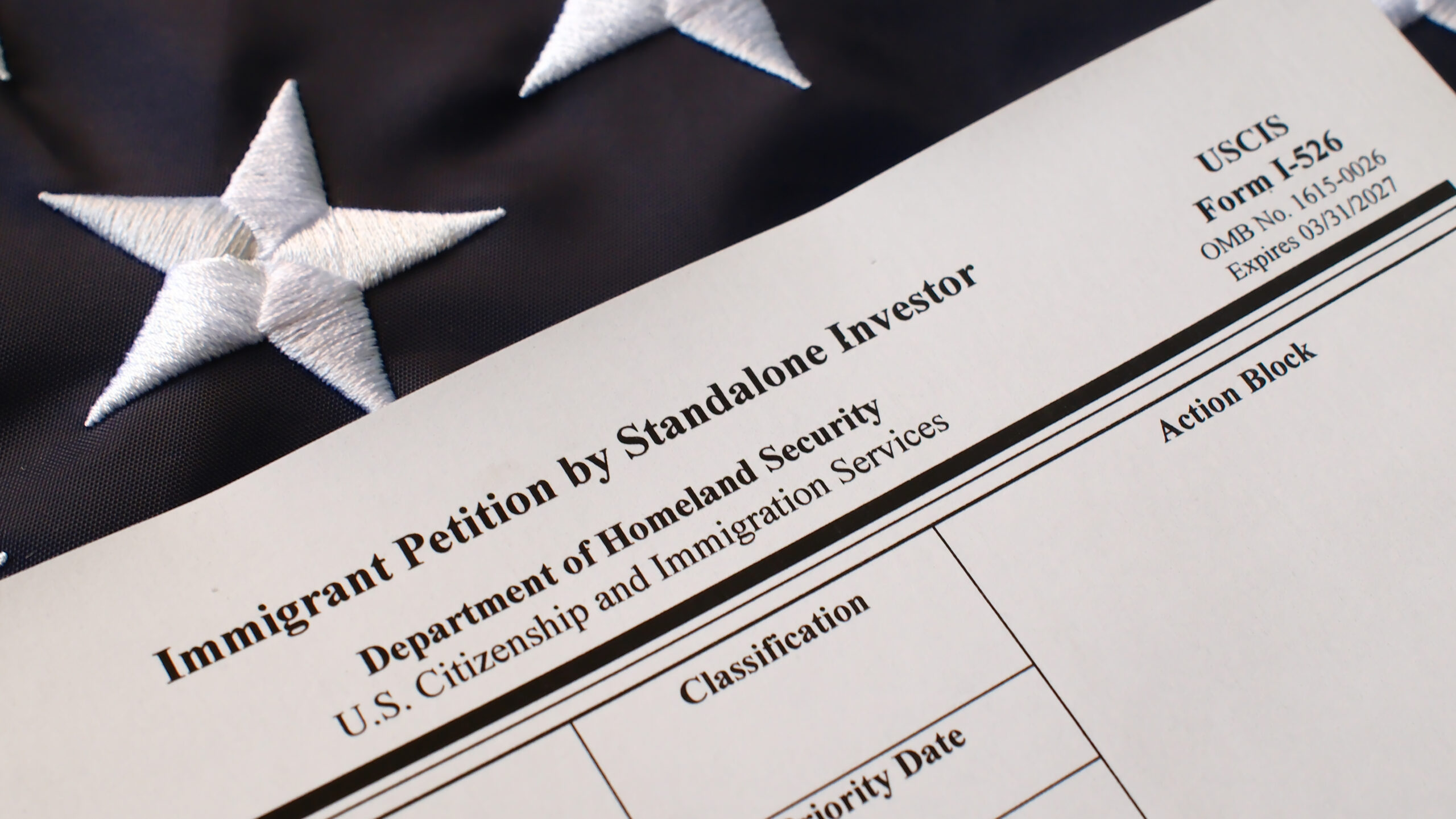 USCIS Form I-526 immigrant petition by standalone investor, used for EB-5 immigrant investor visa applications.